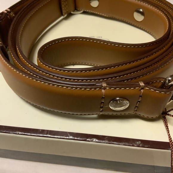 New with Tags Coach Light Brown 54” Dog Leash Below $350 Sz L Below $350 Retail - Picture 6 of 10